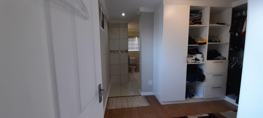 3 Bedroom Property for Sale in Velddrif Western Cape